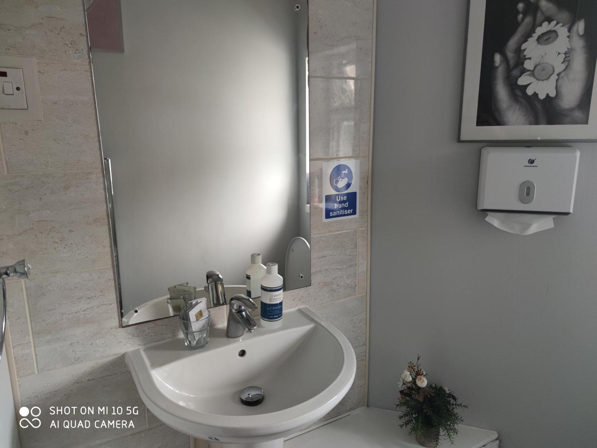 Sussex Lodge Guest House Slough Luaran gambar